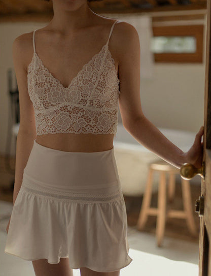 Elegant Signature Lace Wirefree Bralette